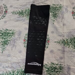 Coolomg Football Compression Sleeve